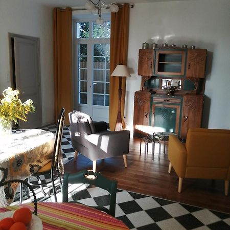 Au Logis De Vechillot Bed and Breakfast Angoulême Eksteriør billede